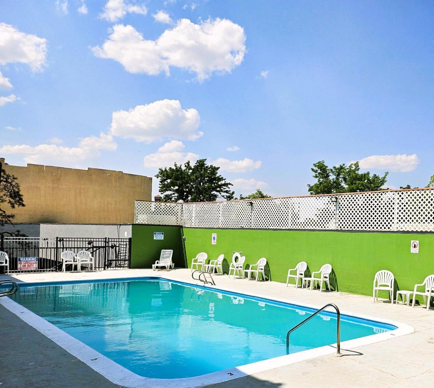 Baymont By Wyndham Great Falls City Center Экстерьер фото